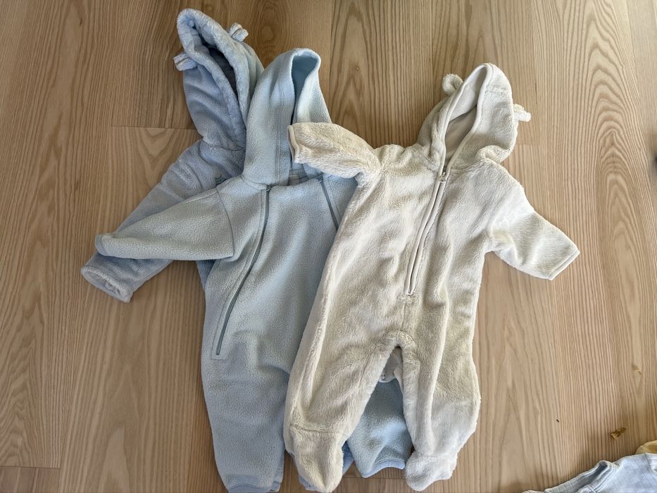 Paka uroczych ubranek niemowlęcych ok 40 sztuk