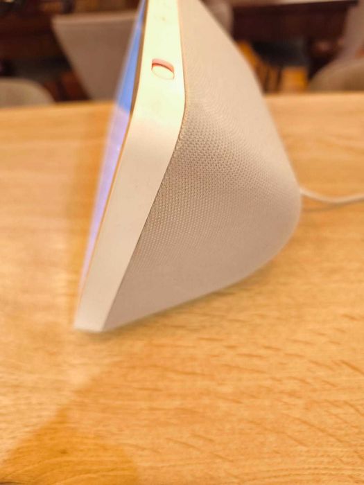 Amazon Alexa Echo Show 8 (1º Geração) + Base movél