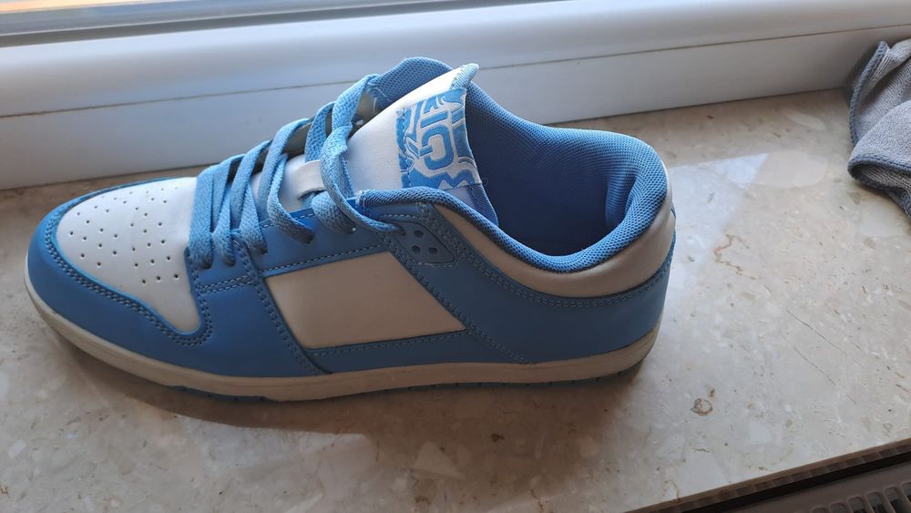 Buty firmy New Yorker 41
