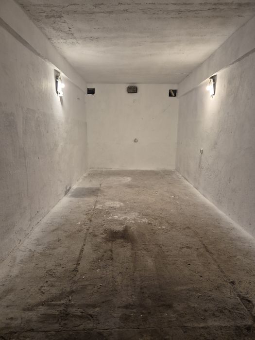 Garaz murowany Rodakowskiego - Widok 4