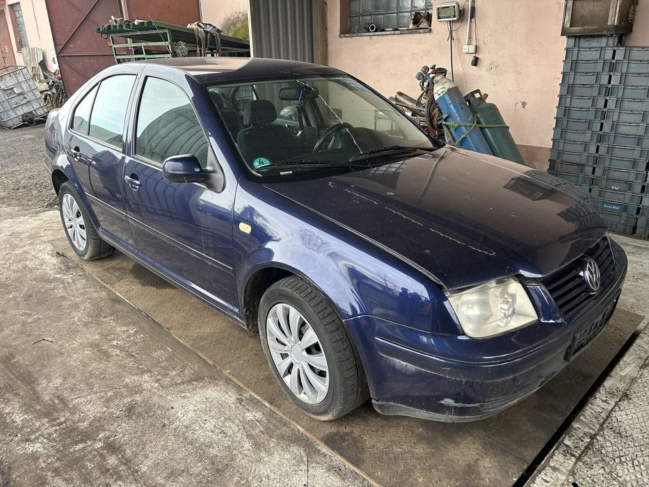 VW volkswagen BORA 1.6 na części