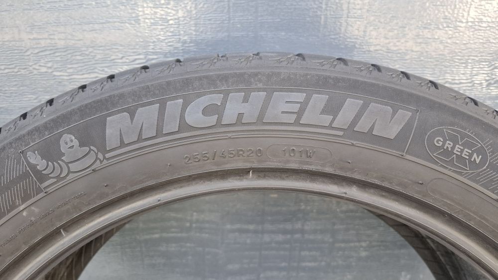 Michelin 255/45 R20 Latitude Sport
