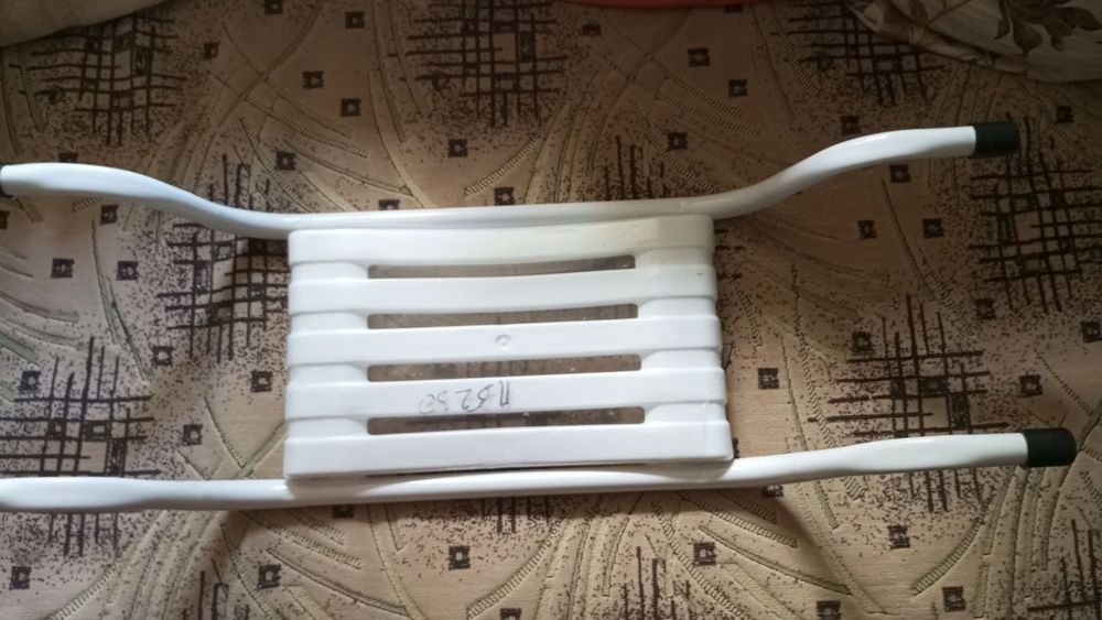 Сидіння для ванни, пластикове, біле,нове