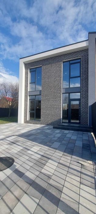 Нові Петрівці, сучасний стильний дуплекс 121 кв.м