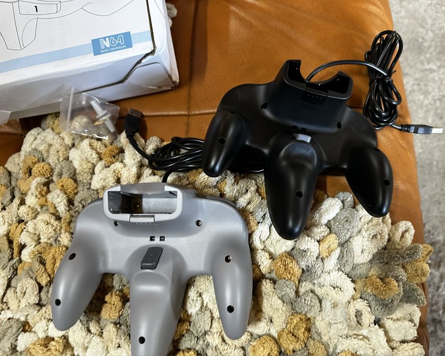 2 ігрові контроллери Nintendo 64 usb