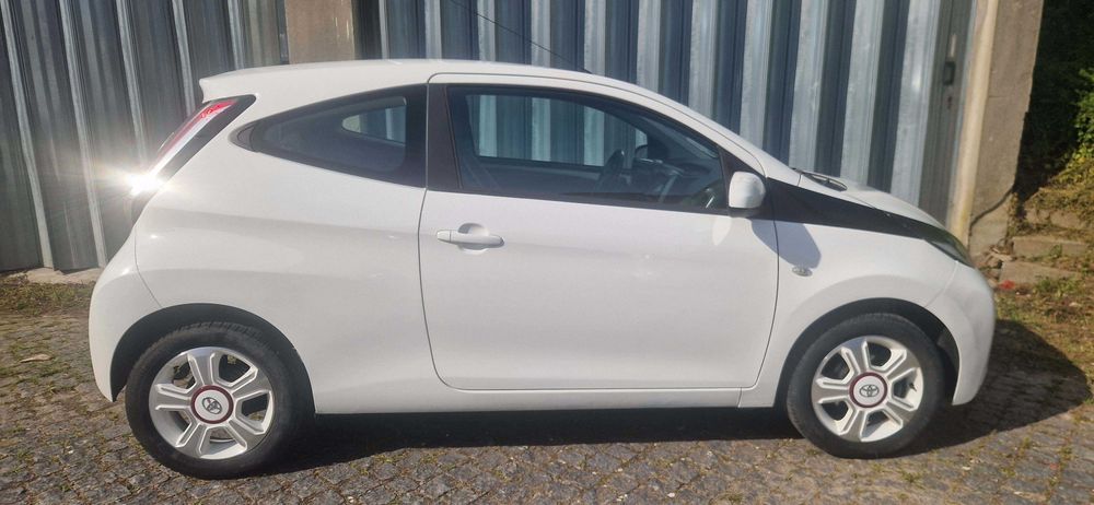 Toyota Aygo 1.0  X-Play -15