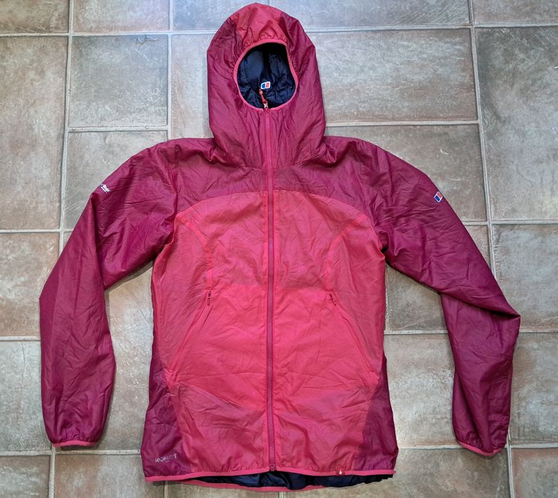 Куртка Berghaus VapourLight Hydroloft Hooded Jacket