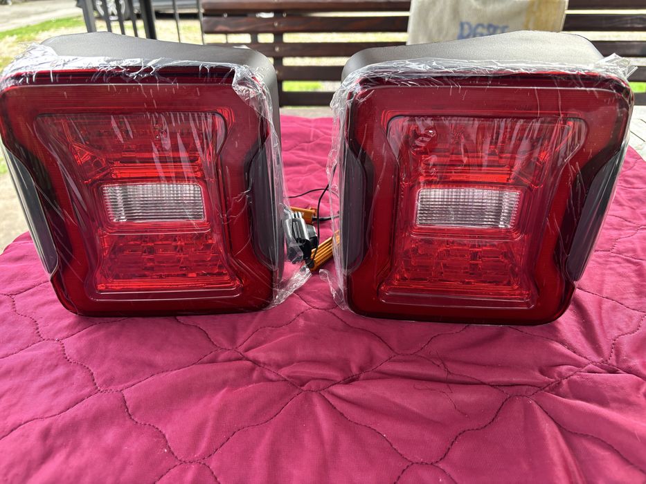 Sprzedam lamy tyl  Jeep Wrangler JL / JLU 2018