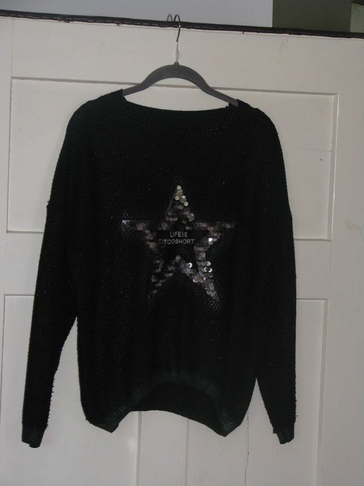 czarny sweter ze srebrna nitką - XL, L