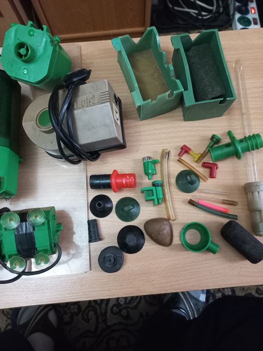 Pomki i inne do akwarium trzy niedziałajo a dwie działajo