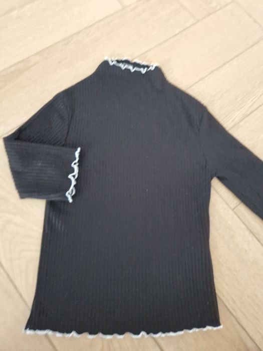 Bluzka pół golf  prążkowana czarna Bershka xs