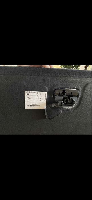 Pólka dolna bagażnika do S-Klasy 223