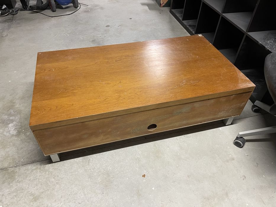 Movel tv em ceregeira maciça