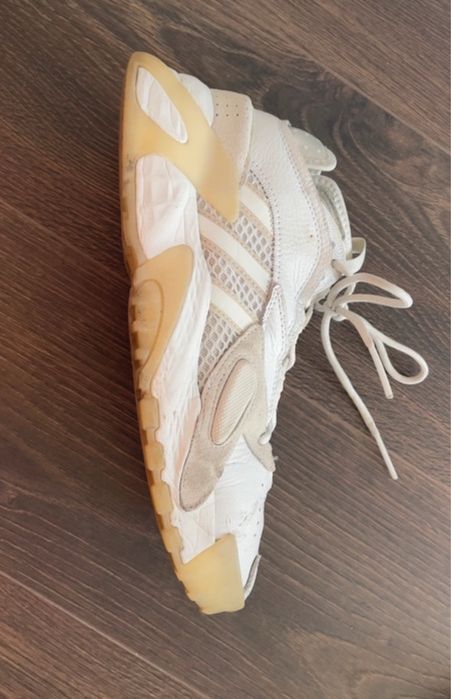 Adidas Streetball tamanho 42