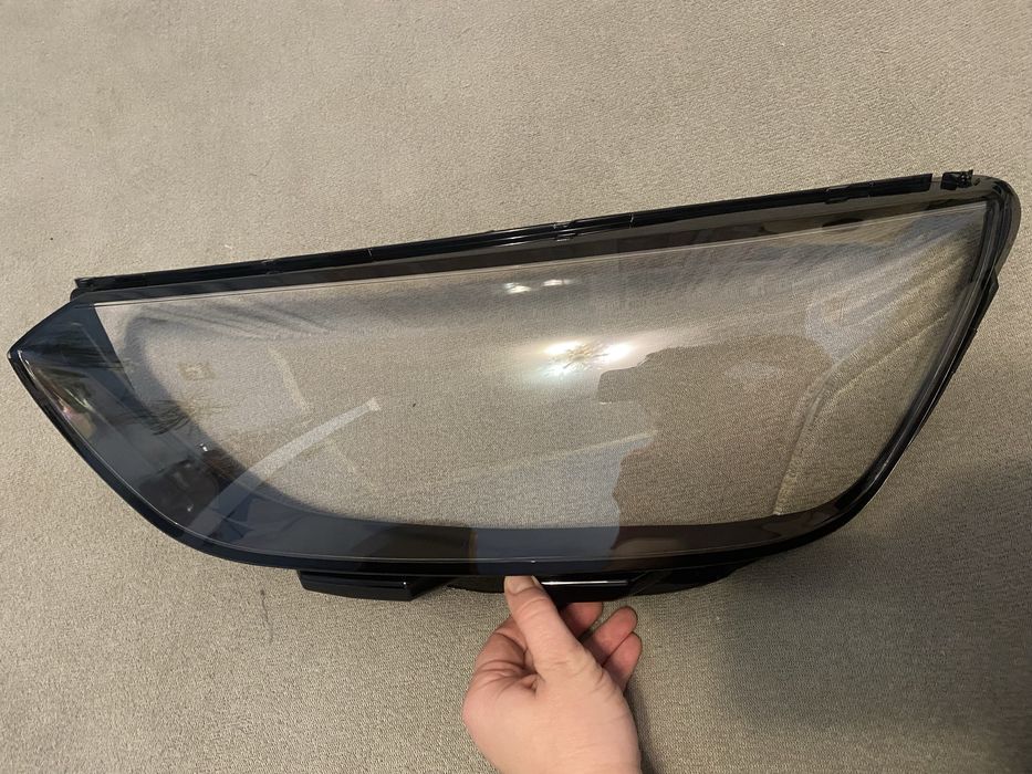 Скло фари Audi A4 B9 Facelift 2020–2025 — ліва, права або комплект