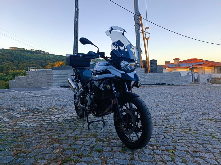 BMW F 750 GS *ano 2022* com muito equipamento