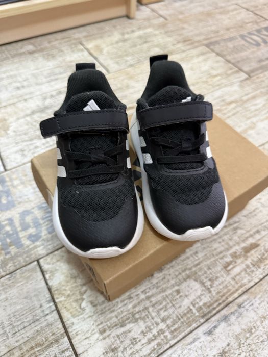 Кросівки adidas оригінал