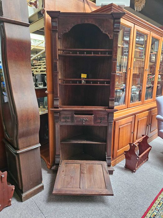 Cantoneira em madeira - óptimo estado geral