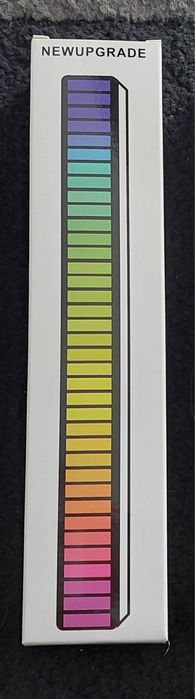 Equalizer RGB 40 LED migający w rytm muzyki na akumulator + aplikacja