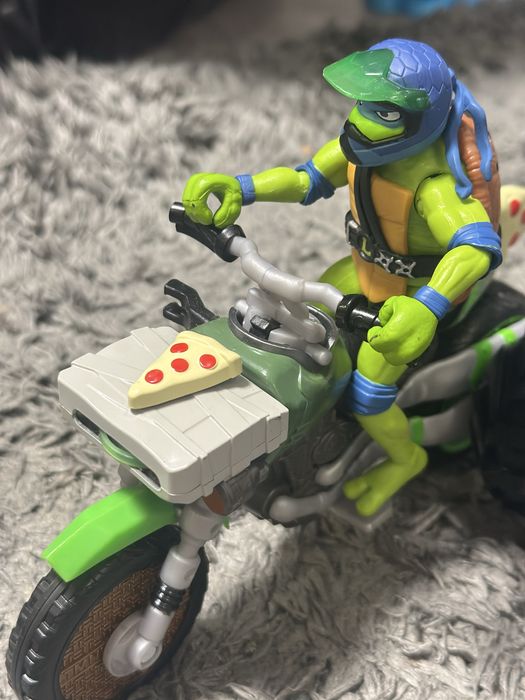 Колекційна фігурка TMNT «Черепашки-Ніндзя MOVIE II» - ЛЕОНАРДО НА