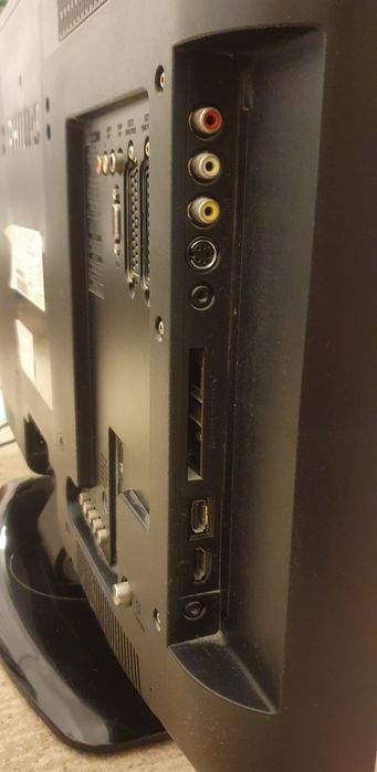 Телевізор Philips 32 дюймів 32pfl7404h/12