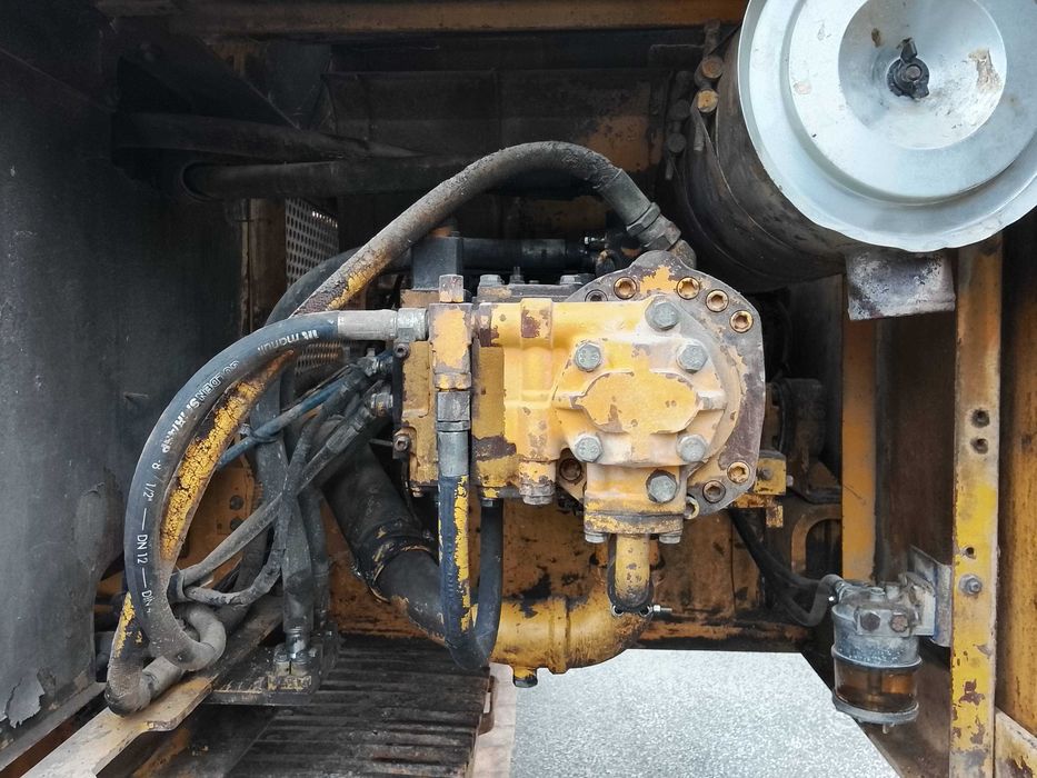Bomba Hidráulica giratória Komatsu PC240-3