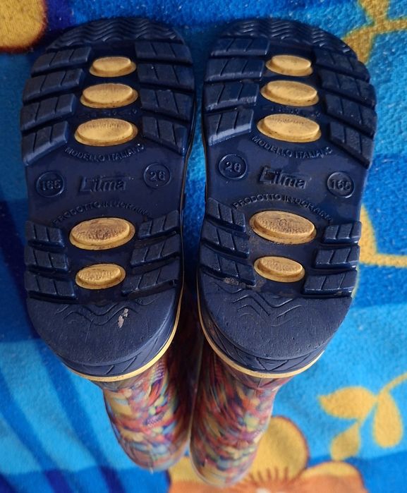 Чоботи гумові розмір 26