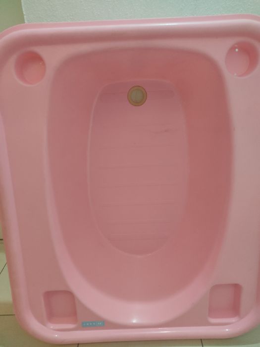 Banheira rosa de bebé  zippy