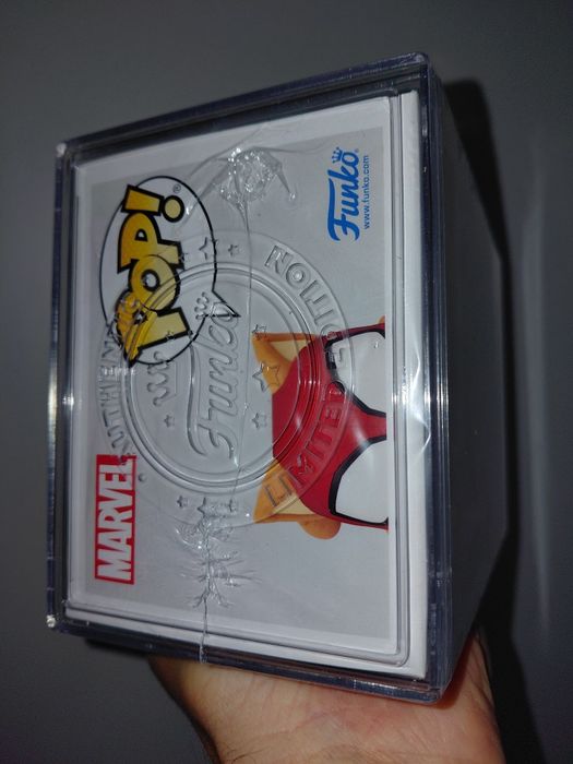 Funko Pop Spider-Man Across the Spider-verse Spider-Cat Flocked Limited Edition Ultra 5000 Pcs
