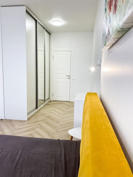 Сдам посуточно! Свободна! ЖК Славутич, Заречная 2К2, новая квартира