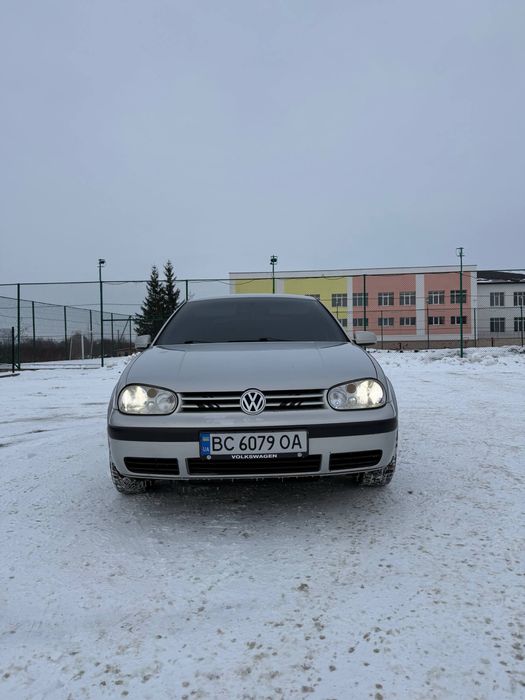 Продам Volkswagen Golf IV 1.6 газ/бензин, автомат