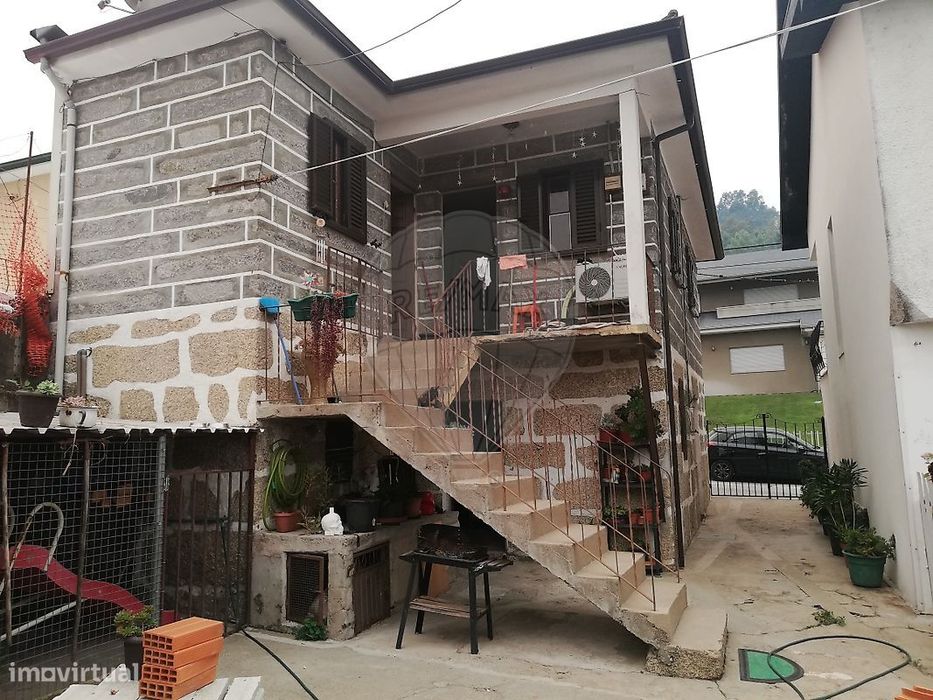 Moradia T2 para venda