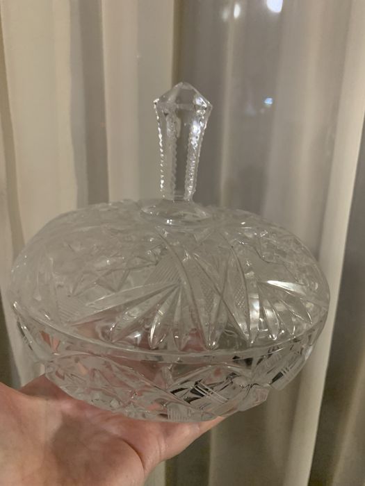 Конфетница или фруктовница