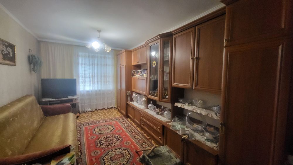 Продаю будинок за містом