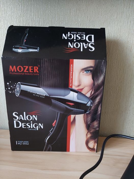 Проффесиональный фен для волос  MOZER 5932
