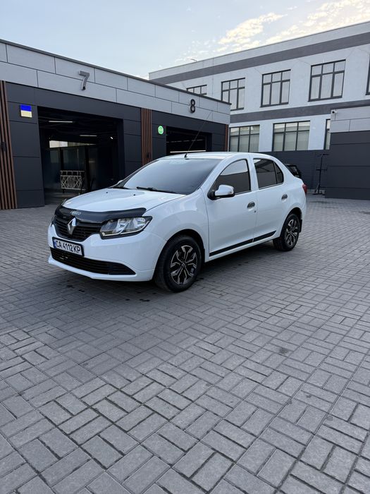 Renault Logan 2 2016 1.2 газ бензин.