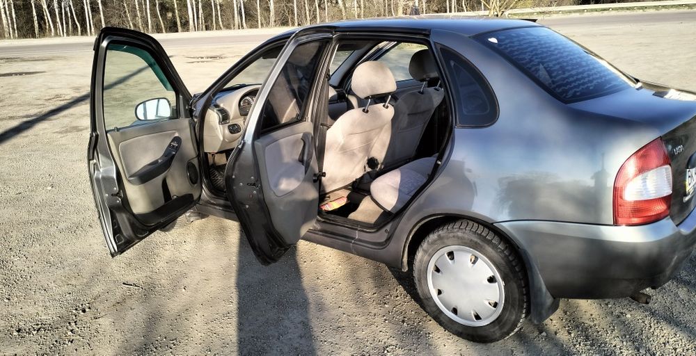 1118 Lada  Kalina Седан