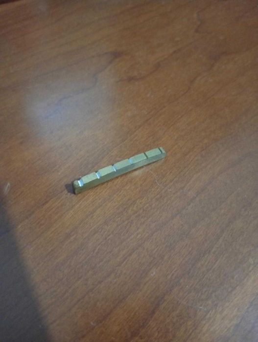 Pestana Fender YJM Brass Nut Strat/Tele