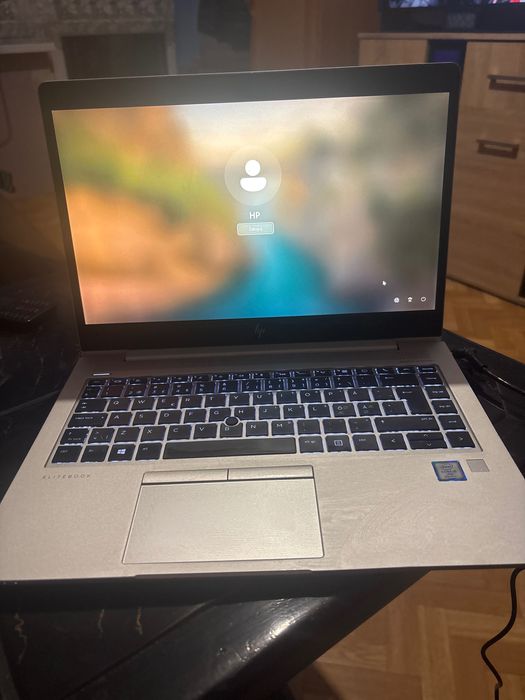 Netbook laptop Elitebook Hp  840 G5 bardzo dobry stan