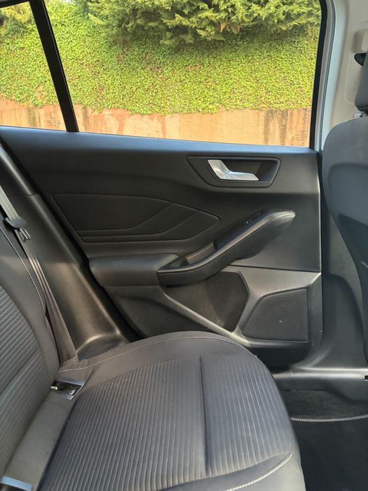 Ford focus sw 1.0 EcoBoost Hybrid64846549067137124