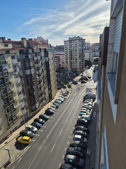 Permuta Amadora.