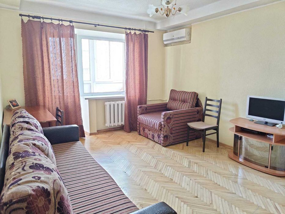 Здається однокімнатна квартира вул. Русанівська набережна 8, Русанівка