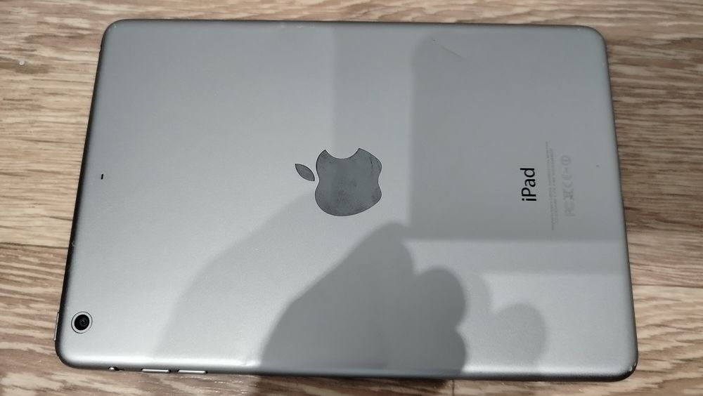 ipad mini2 64Гб.