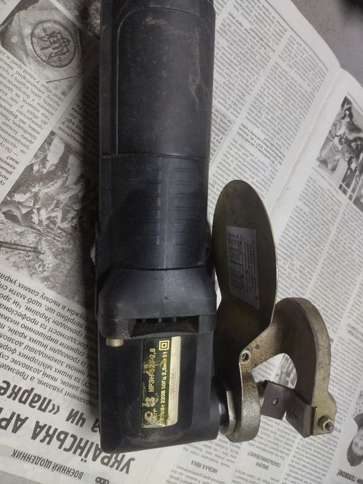 Продам електроножиці