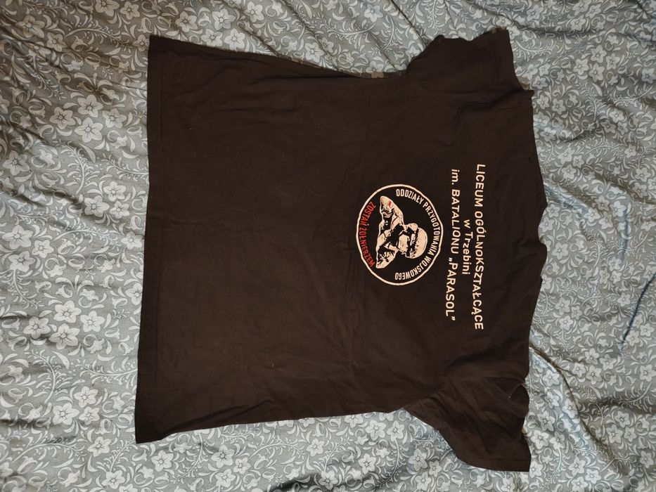 Koszulka klasy mundurowej