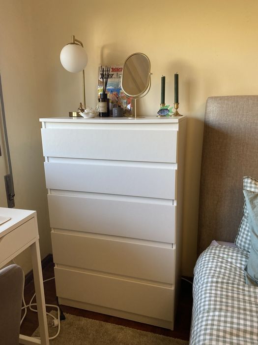 Conjunto de quarto – cama + colchão + móveis