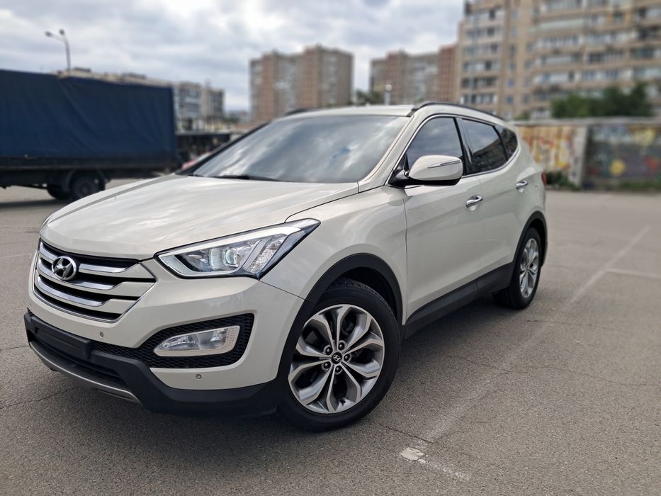 Продам Hyundai Santa Fe