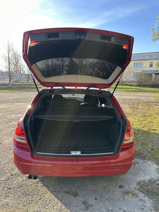 Mercedes C-class S204 2012, Дизель, на автоматі