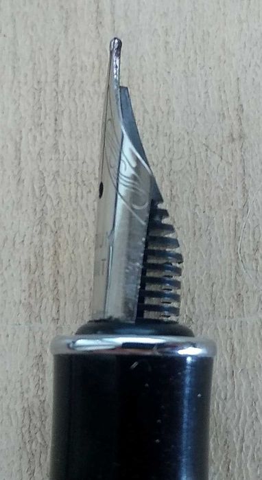 Чернильная ручка Iridium Point (+ запасная капсула). Возм. обмен