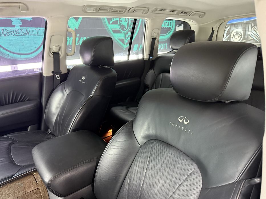 Infiniti QX 56 в ідеальному стані
